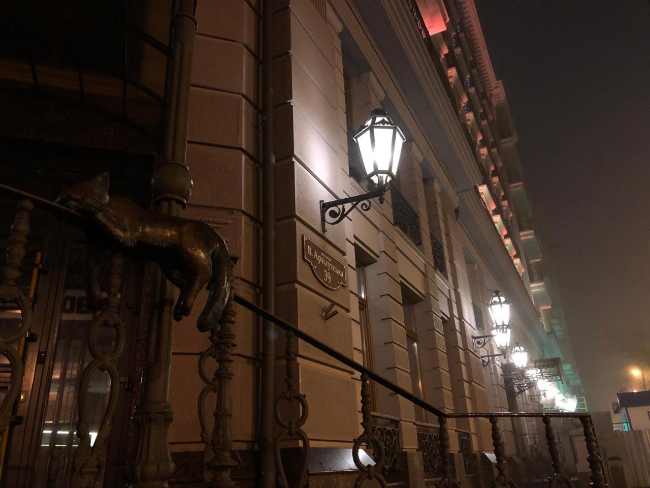 Luxury Loft Apartments Odessa Exteriör bild